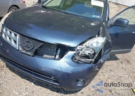 2013 Nissan Rogue S z USA, uszkodzony, nr VIN JN8AS5MV0DW660371